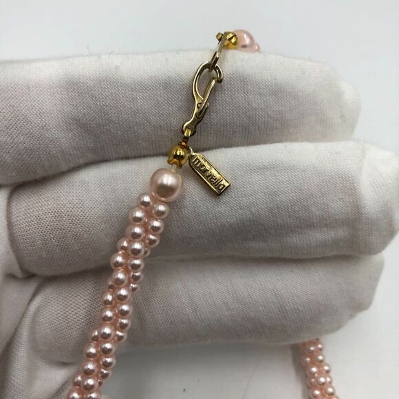 Vintage Marvella Women's Pink Faux Pearl Signed Twisted Multi Strand Necklace - Picture 5 of 9